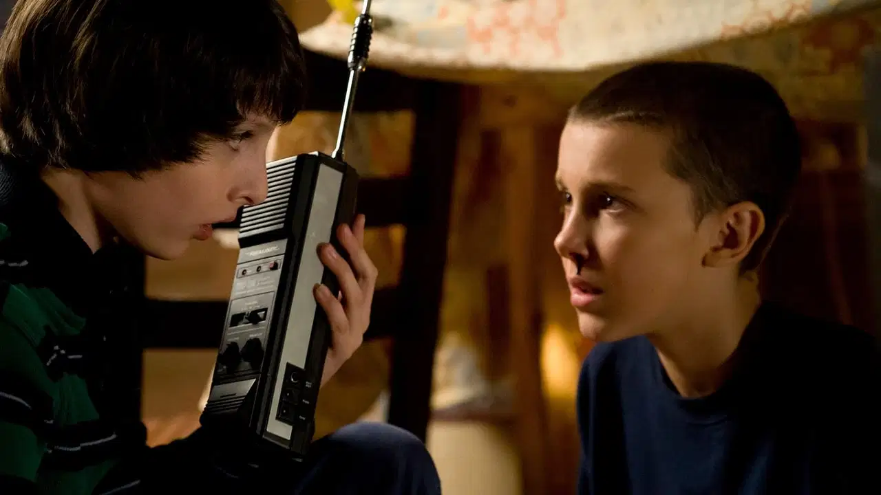 Zobacz Stranger Things - {se_code} Online na Vider