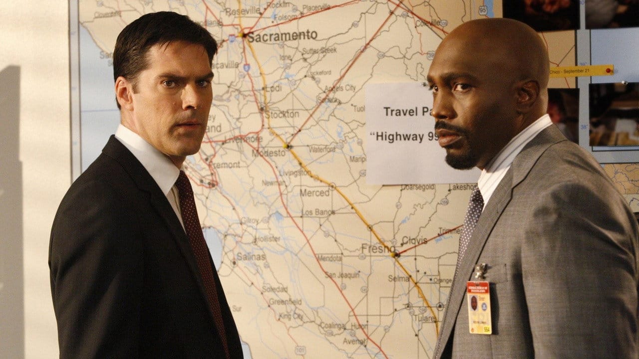 Zobacz Zabójcze umysły - {se_code} Online na Vider